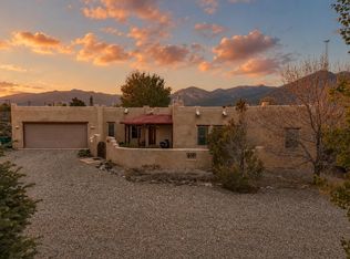 5 Catalina Ct, El Prado, NM 87529