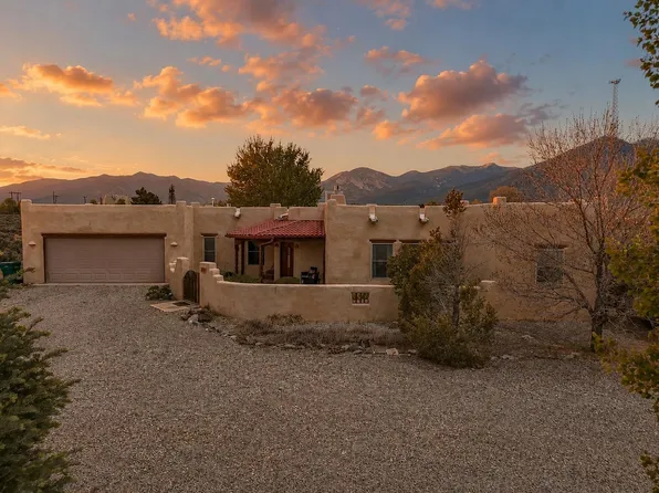 5 Catalina Ct, El Prado, NM 87529