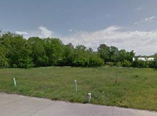4 Heritage Ct, Grand Prairie, TX 75050