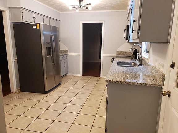 Kitchen, New stainless steel appliances