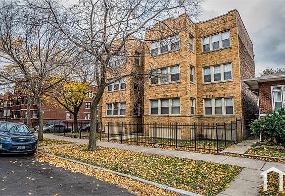 2nd image of 7956 S Justine St #1540
