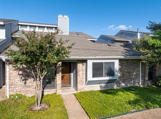 17490 Meandering Way APT 1102, Dallas, TX 75252