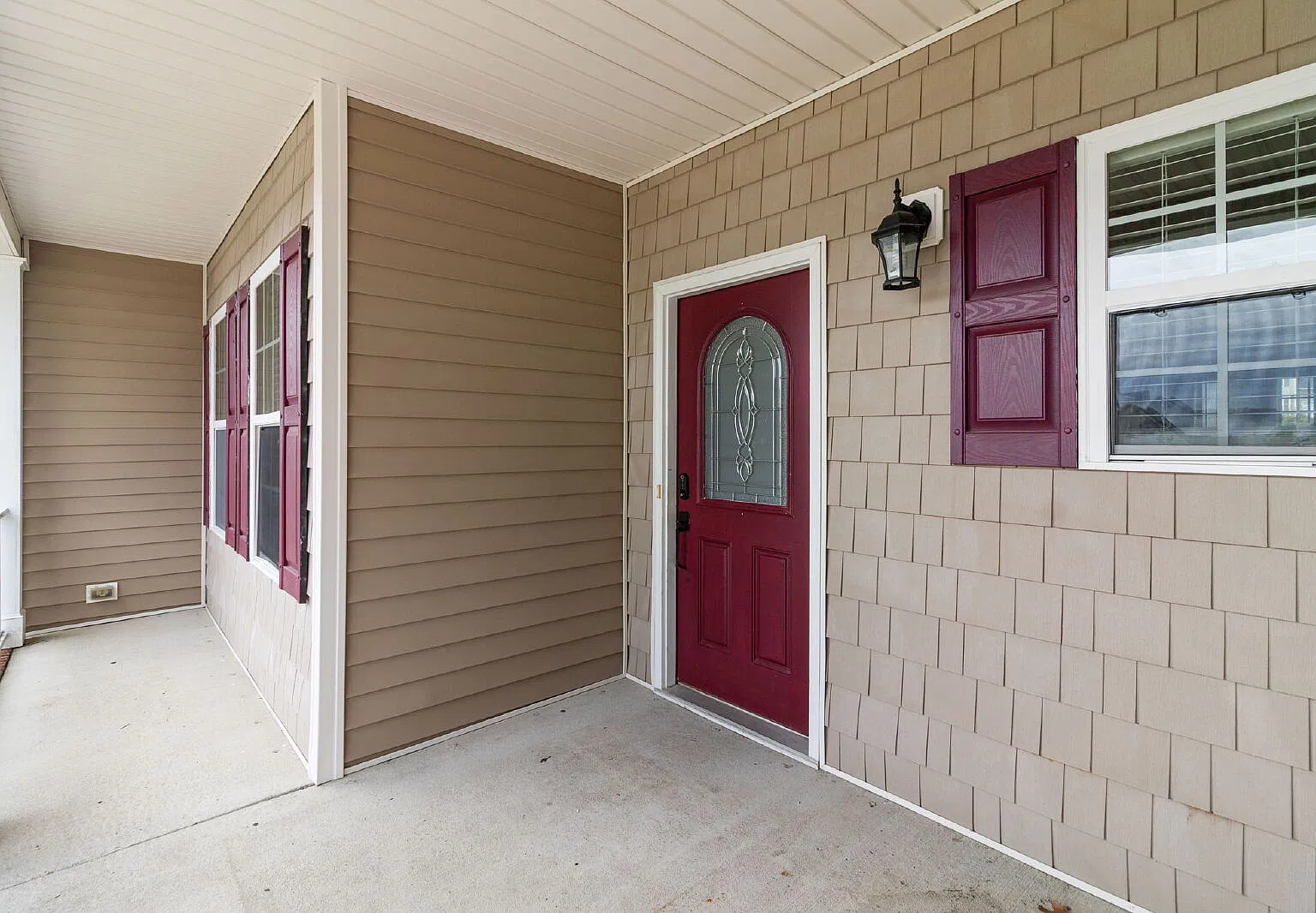3 bed, 2.0 bath, 1930 sqft, $1,950 — Photo 4