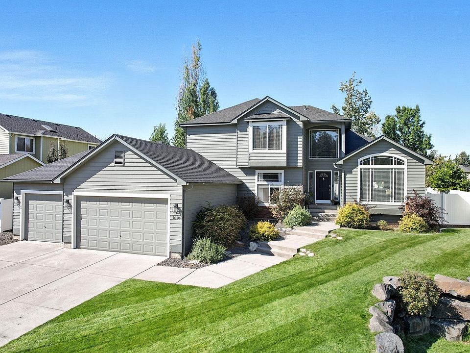 1st image of 1620 S Limerick Dr