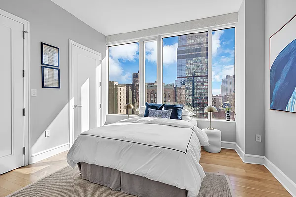 Sold by Corcoran | media 21