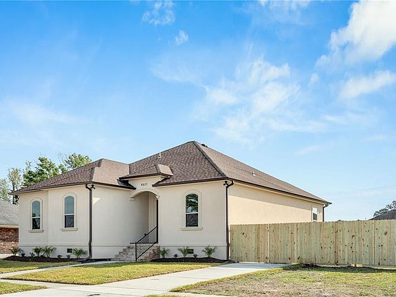 2nd image of 4611 Charlmark Dr