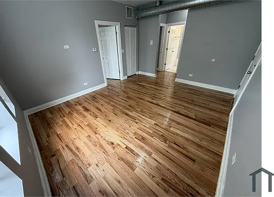 6055 S Peoria St — Photo 1