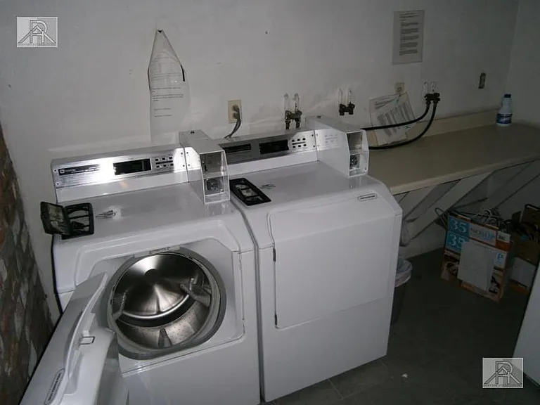 21 South St #B1 — Photo 8