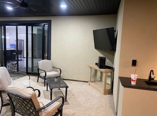 3 Vita Nova Ct, Perry, MO 63462