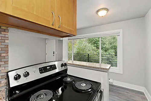 9231 35th Ave SW Photo 1