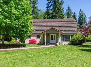 9021 Rainier Rd SE, Olympia, WA 98513