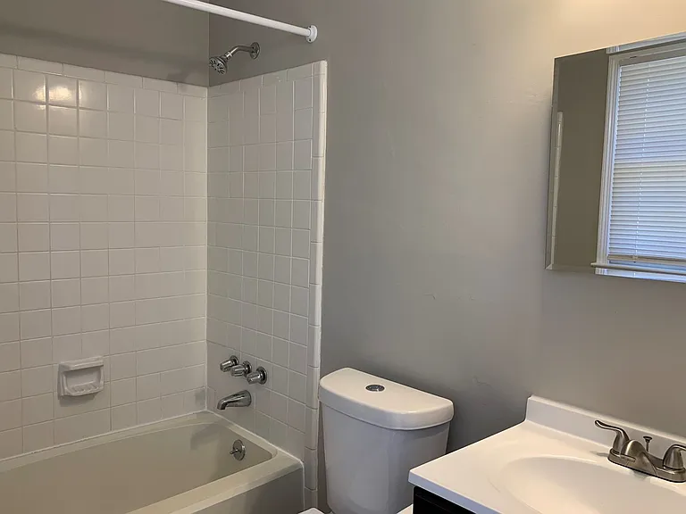2900 Glen Hollow Rd — Photo 20