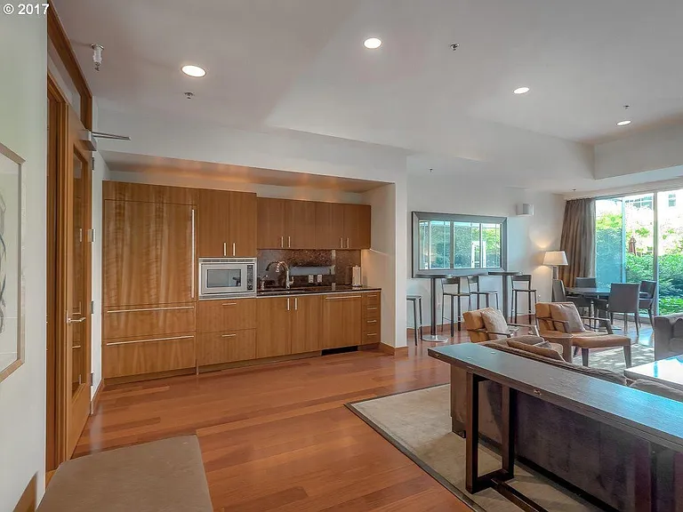 841 S Gaines St #305 — Photo 35