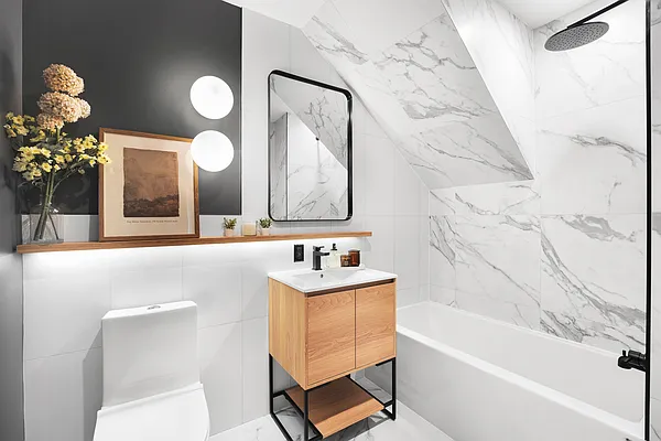 Rented by Quay Plaza LLC | media 20