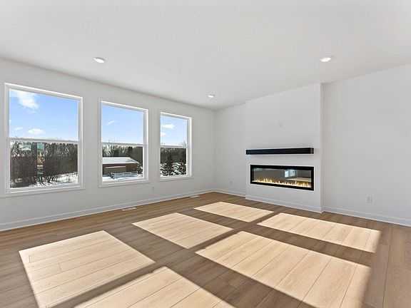 3rd image of 1915 Ravine Rd