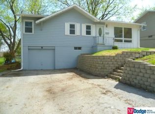 6807 Ogden St, Omaha, NE 68104