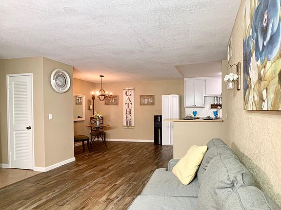 4th image of 259 N Capitol Ave Unit 181