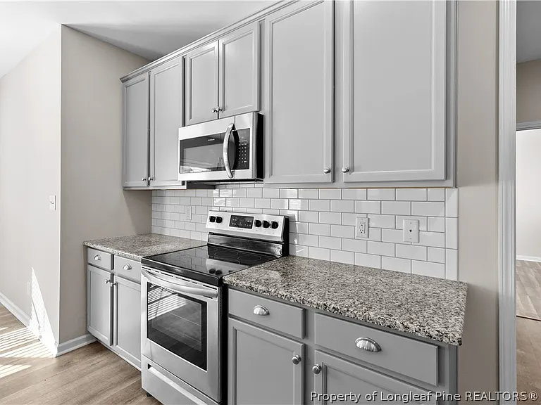 120 Chatfield Dr — Photo 13