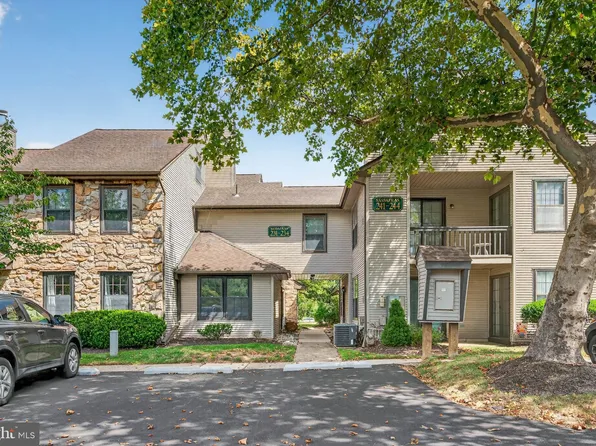 233 Sassafras Ct, Warrington, PA 18976