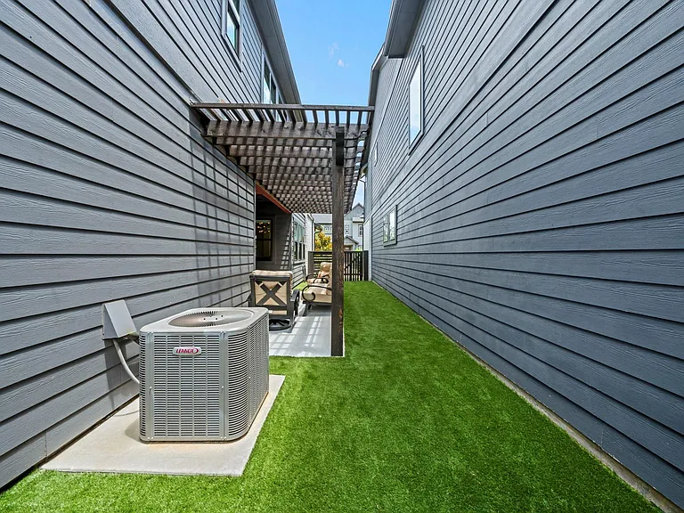 18507 Parkland Square Pl — Photo 30