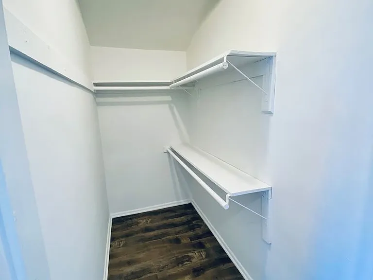 1801 N. Garfield Pl — Photo 10