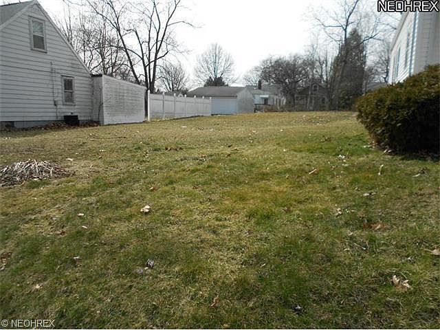 2nd image of 934 Palmer St