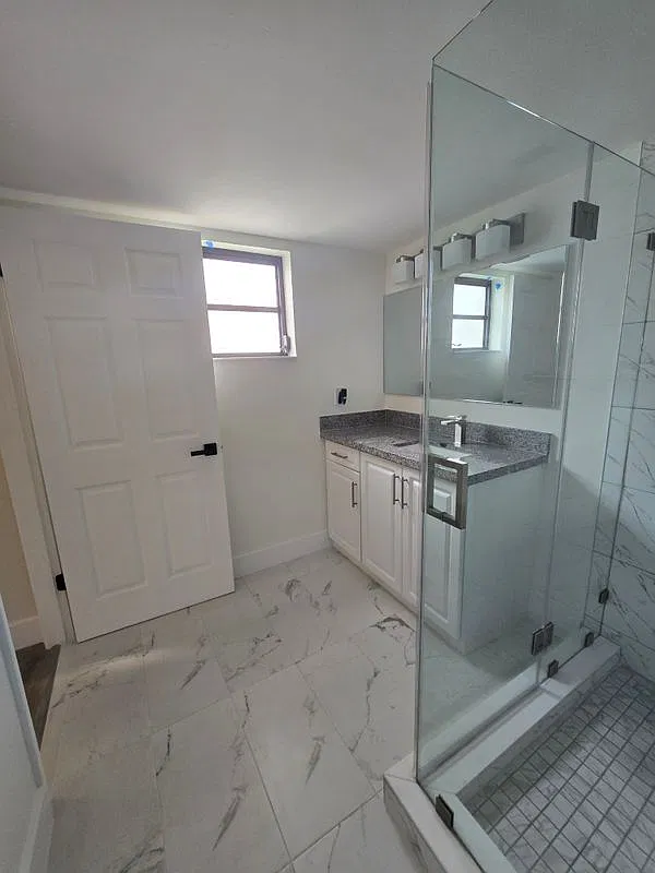 2 bed, 2.0 bath, 1055 sqft, $2,550 — Photo 4