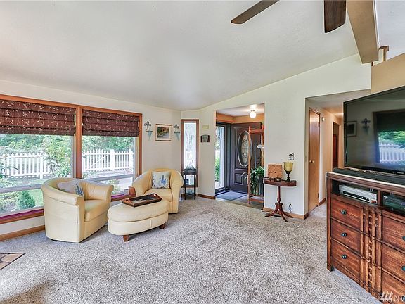 4th image of 5312 Skillman Ln NW