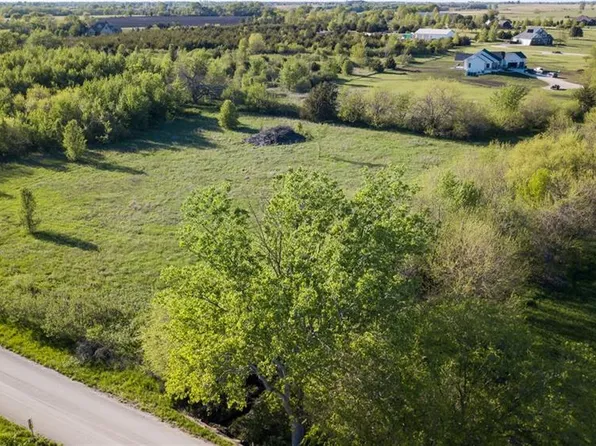 6400 W 255th St, Louisburg, KS 66053