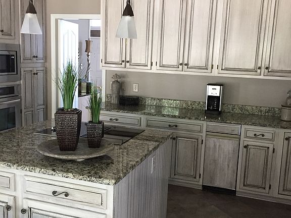 3rd image of 16412 Plantation Woods Dr
