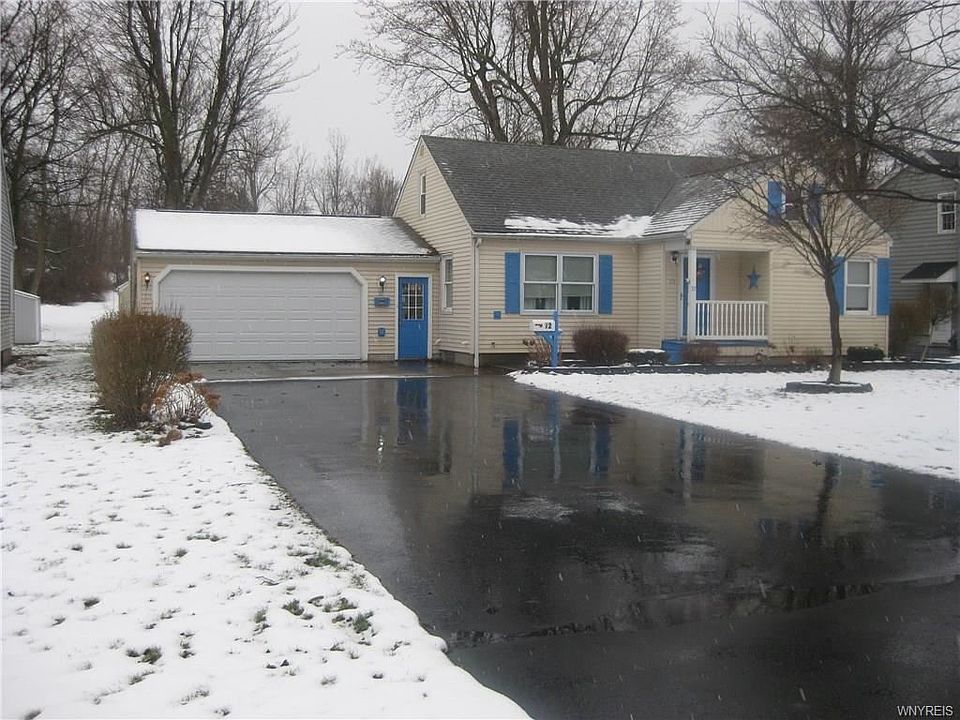 1st image of 72 Parkview Dr