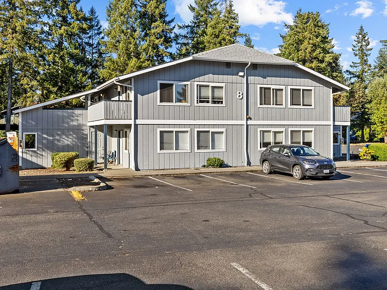 Evergreen Park Apartments in Olympia! — Photo 27