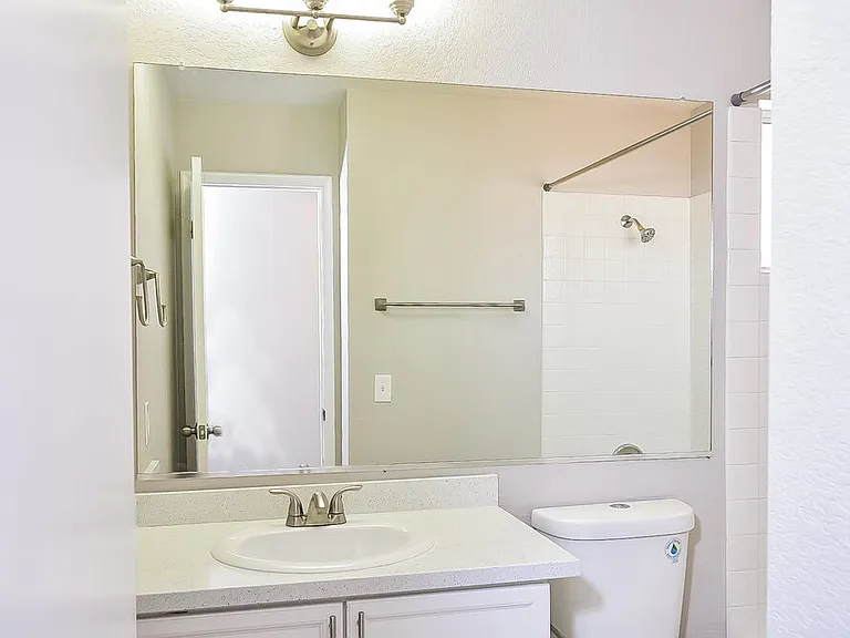 1915 Casa Verde Dr — Photo 14