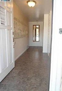 2nd image of 2681 Warwick Pl