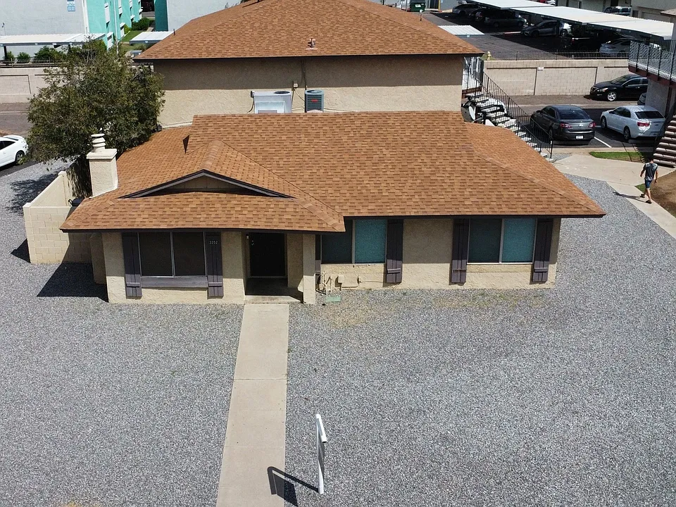 3352 W Harmont Dr #2