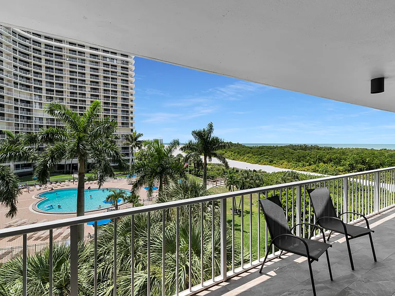 440 Seaview Ct #409 — Photo 5
