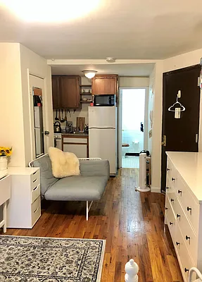 Rented by OvCo Realty | media 19