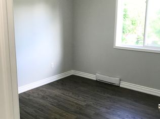 435 Muskoka Rd N #B4, Gravenhurst, ON P1P1G3