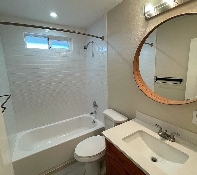 1st image of 1024 10th Ave APT B