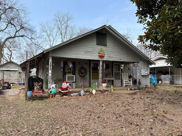 705.5 N Mill St, Henderson, TX 75652