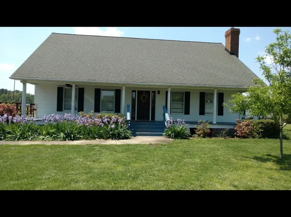 1153 Clanton Dr, Tappahannock, VA 22560