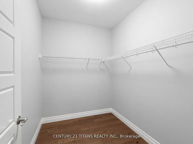 19 Tracy Dr — Photo 19