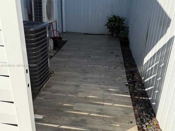 15740 SW 102nd Pl #0