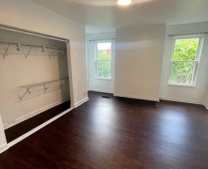 221 Orchard Pl — Photo 7