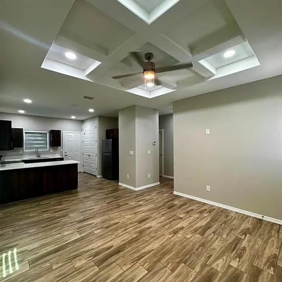 2314 N 37th Ln #1 — Photo 5