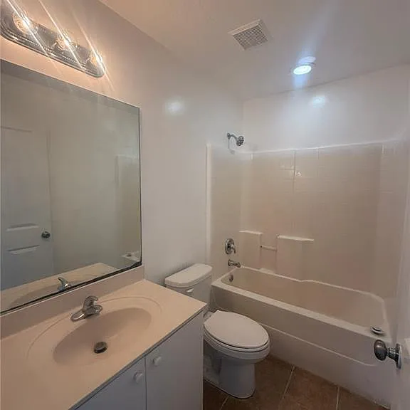 2249 SE Friendship St #0 — Photo 13