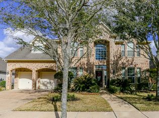 5715 Solano Pointe Ct, Sugar Land, TX 77479