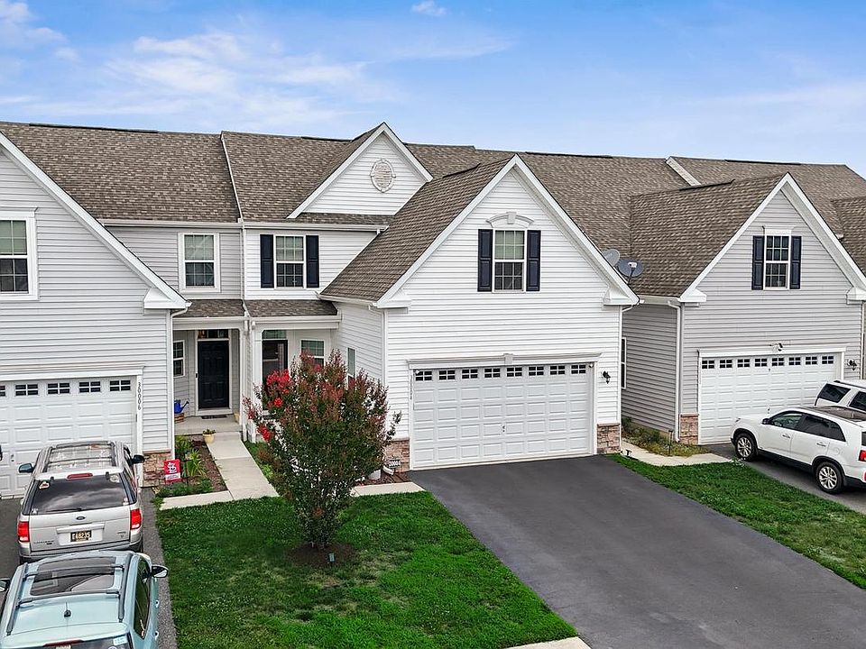 1st image of 30004 Plantation Dr