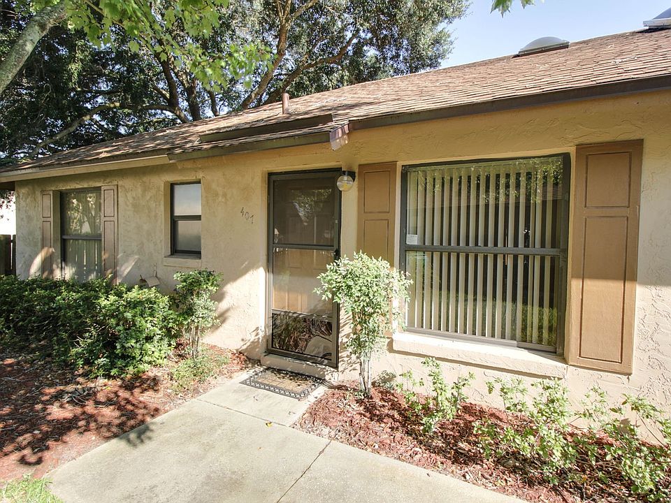 1st image of 407 Douglas Way