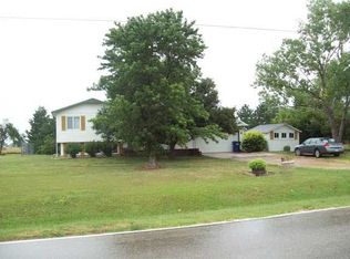 426 SW 24th St, Newton, KS 67114